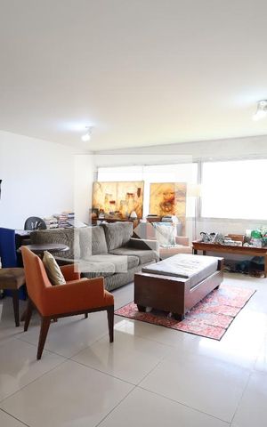 Apartamento à venda com 140m², 3 quartos e 2 vagasSala