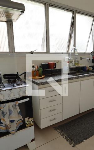 Apartamento à venda com 140m², 3 quartos e 2 vagasCozinha