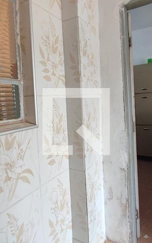 Casa à venda com 150m², 4 quartos e 2 vagas Casa à venda com 150m², 4 quartos e 2 vagasÁrea de Serviço