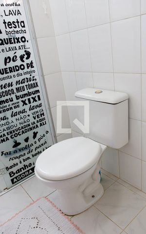 Apartamento à venda com 54m², 2 quartos e 1 vaga Apartamento à venda com 54m², 2 quartos e 1 vagaBanheiro
