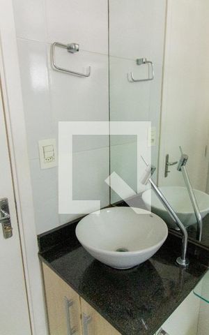 Apartamento para alugar com 44m², 2 quartos e sem vaga Apartamento para alugar com 44m², 2 quartos e sem vagaBanheiro