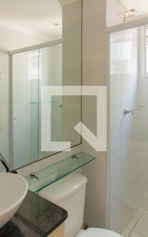 Apartamento para alugar com 44m², 2 quartos e sem vaga Apartamento para alugar com 44m², 2 quartos e sem vagaBanheiro