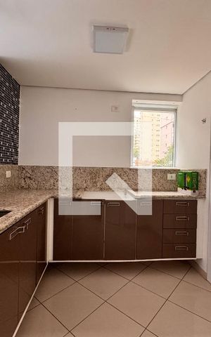 Apartamento à venda com 104m², 2 quartos e 2 vagas Apartamento à venda com 104m², 2 quartos e 2 vagasCozinha