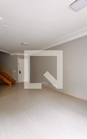 Apartamento à venda com 104m², 2 quartos e 2 vagas Apartamento à venda com 104m², 2 quartos e 2 vagasSala