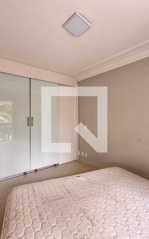 Apartamento à venda com 104m², 2 quartos e 2 vagas Apartamento à venda com 104m², 2 quartos e 2 vagasSuite