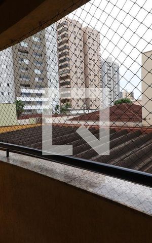 Apartamento para alugar com 73m², 2 quartos e 1 vagaSacada