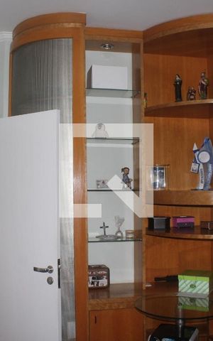 Apartamento à venda com 130m², 3 quartos e 2 vagasQuarto 1