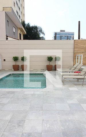 Apartamento para alugar com 96m², 3 quartos e 2 vagas Apartamento para alugar com 96m², 3 quartos e 2 vagasÁrea comum - Piscina