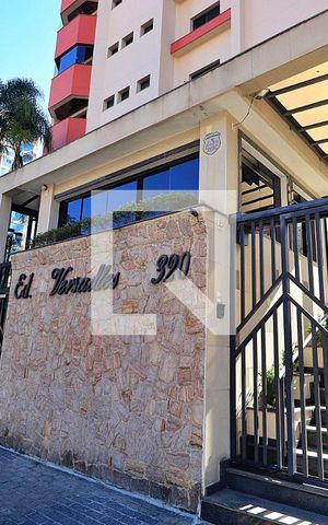 Apartamento à venda com 176m², 3 quartos e 3 vagasFachada e portaria