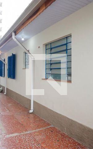 Casa à venda com 10m², 2 quartos e 1 vagaQuintal