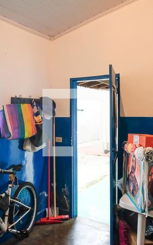 Casa à venda com 10m², 2 quartos e 1 vagaQuarto área de serviço