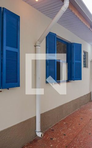 Casa à venda com 10m², 2 quartos e 1 vagaQuintal