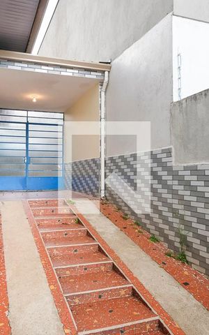 Casa à venda com 10m², 2 quartos e 1 vagaGaragem