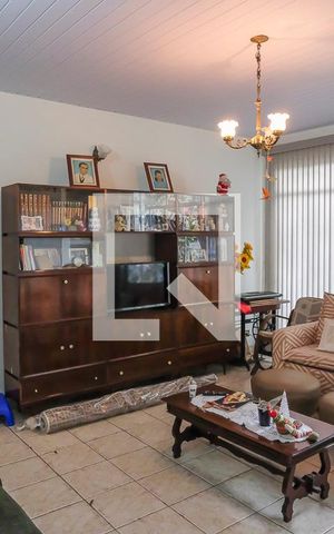 Casa à venda com 10m², 2 quartos e 1 vagaSala