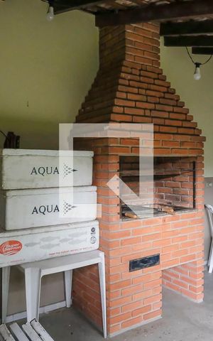 Casa à venda com 10m², 2 quartos e 1 vagaQuintal