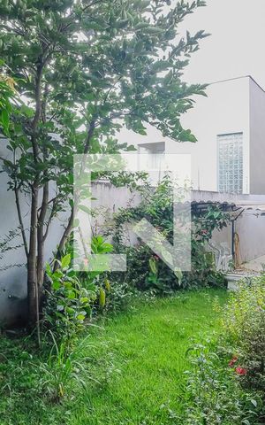 Casa à venda com 10m², 2 quartos e 1 vagaQuintal