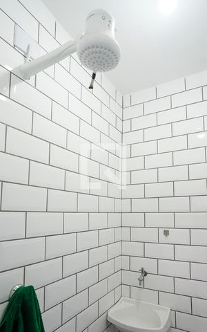 Casa à venda com 10m², 2 quartos e 1 vagaBanheiro 2