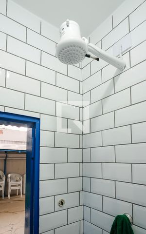 Casa à venda com 10m², 2 quartos e 1 vagaBanheiro 2