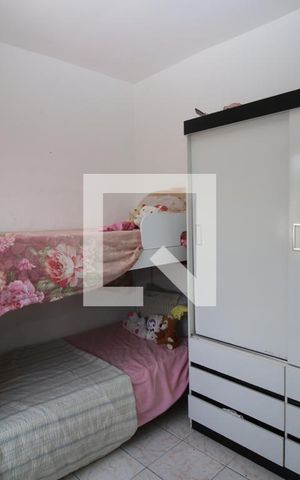 Apartamento à venda com 74m², 2 quartos e 1 vagaQuarto 2
