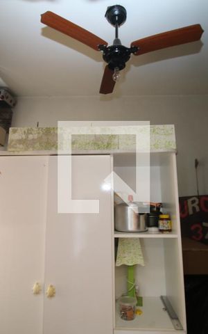 Apartamento à venda com 74m², 2 quartos e 1 vagaQuarto de Serviço