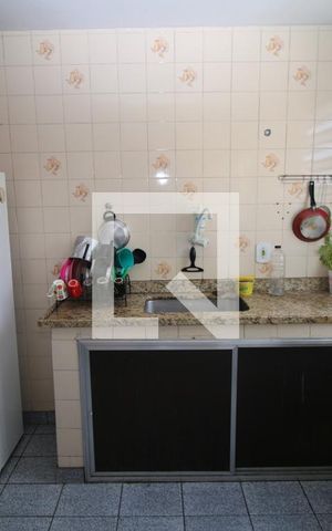 Apartamento à venda com 74m², 2 quartos e 1 vagaCozinha