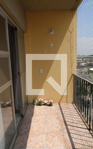 Apartamento à venda com 74m², 2 quartos e 1 vagaVaranda