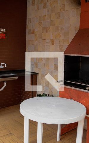 Casa à venda com 480m², 5 quartos e 6 vagas Casa à venda com 480m², 5 quartos e 6 vagasÁrea comum - Churrasqueira