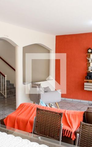 Casa à venda com 480m², 5 quartos e 6 vagas Casa à venda com 480m², 5 quartos e 6 vagassala