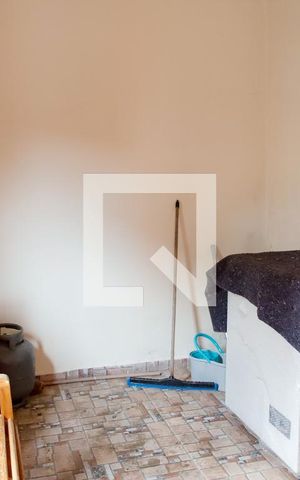 Casa à venda com 480m², 5 quartos e 6 vagas Casa à venda com 480m², 5 quartos e 6 vagasQuarto de Serviço
