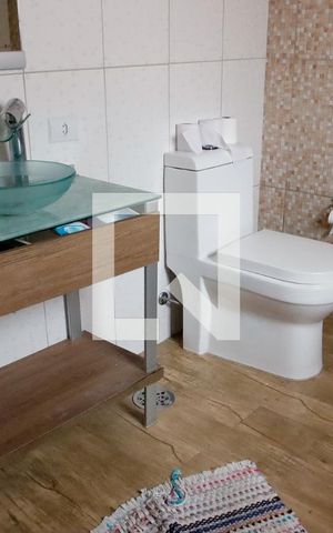 Casa à venda com 480m², 5 quartos e 6 vagas Casa à venda com 480m², 5 quartos e 6 vagasBanheiro