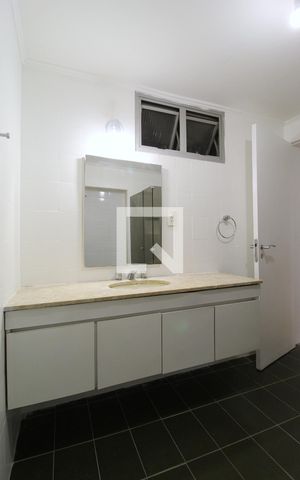 Apartamento à venda com 130m², 3 quartos e 1 vagaBanheiro Social