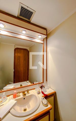 Apartamento à venda com 219m², 4 quartos e 3 vagasLavabo