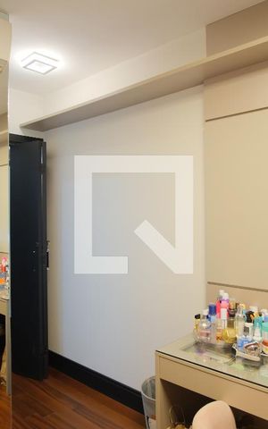 Apartamento à venda com 102m², 3 quartos e 2 vagasSuíte 2