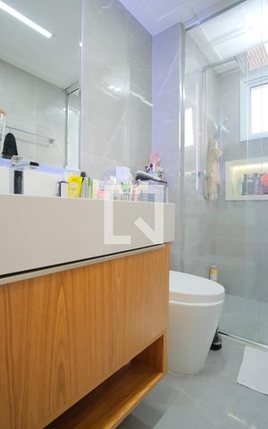 Apartamento à venda com 102m², 3 quartos e 2 vagasBanheiro da Suíte 3