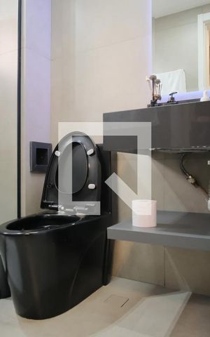 Apartamento à venda com 102m², 3 quartos e 2 vagasBanheiro da Suíte 1