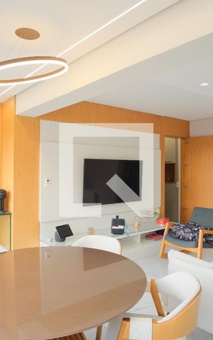 Apartamento à venda com 102m², 3 quartos e 2 vagasVaranda