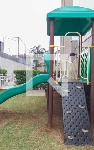 Apartamento à venda com 209m², 3 quartos e 4 vagas Apartamento à venda com 209m², 3 quartos e 4 vagasPlayground