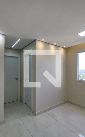 Apartamento à venda com 35m², 2 quartos e sem vaga Apartamento à venda com 35m², 2 quartos e sem vagaSala