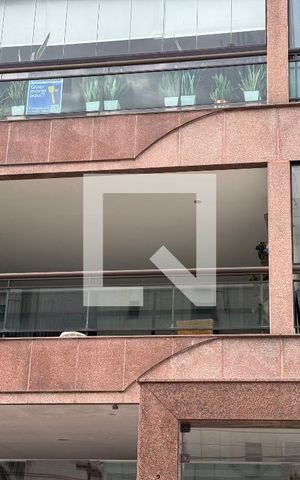 Apartamento à venda com 186m², 4 quartos e 3 vagas Apartamento à venda com 186m², 4 quartos e 3 vagasPlaquinha Quinto Andar