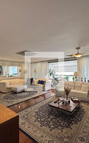 Apartamento à venda com 186m², 4 quartos e 3 vagas Apartamento à venda com 186m², 4 quartos e 3 vagasSala