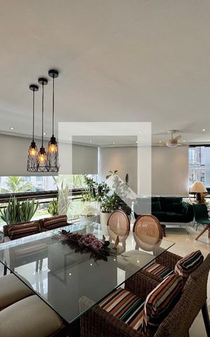 Apartamento à venda com 186m², 4 quartos e 3 vagas Apartamento à venda com 186m², 4 quartos e 3 vagasVaranda