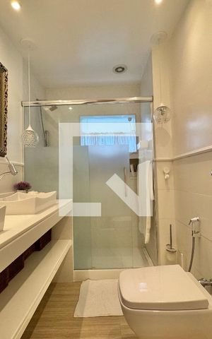 Apartamento à venda com 186m², 4 quartos e 3 vagas Apartamento à venda com 186m², 4 quartos e 3 vagasSuíte 1 - Banheiro