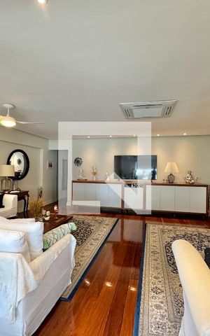 Apartamento à venda com 186m², 4 quartos e 3 vagas Apartamento à venda com 186m², 4 quartos e 3 vagasSala