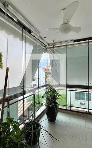 Apartamento à venda com 186m², 4 quartos e 3 vagas Apartamento à venda com 186m², 4 quartos e 3 vagasVaranda - Suítes 1 e 2