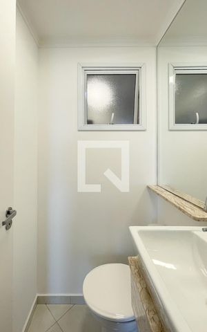 Apartamento para alugar com 130m², 3 quartos e 2 vagas Apartamento para alugar com 130m², 3 quartos e 2 vagasLavabo