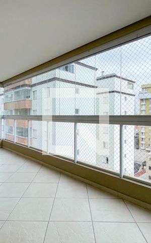 Apartamento para alugar com 130m², 3 quartos e 2 vagas Apartamento para alugar com 130m², 3 quartos e 2 vagasSacada