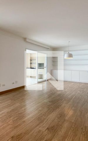 Apartamento para alugar com 130m², 3 quartos e 2 vagas Apartamento para alugar com 130m², 3 quartos e 2 vagasSala