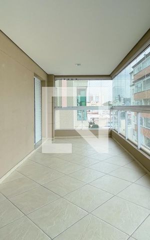 Apartamento para alugar com 130m², 3 quartos e 2 vagas Apartamento para alugar com 130m², 3 quartos e 2 vagasSacada