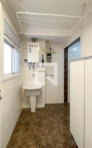 Apartamento para alugar com 130m², 3 quartos e 2 vagas Apartamento para alugar com 130m², 3 quartos e 2 vagasÁrea de Serviço