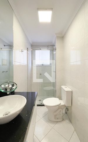 Apartamento para alugar com 130m², 3 quartos e 2 vagas Apartamento para alugar com 130m², 3 quartos e 2 vagasBanheiro Social
